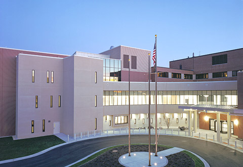 Image of the front entrance of Capt. James A. Lovell FHCC